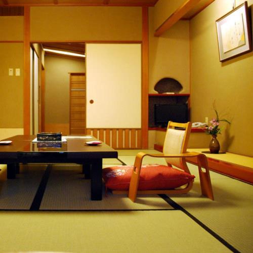 Yukemurino-Yado Biwanso Nanao Habitación foto
